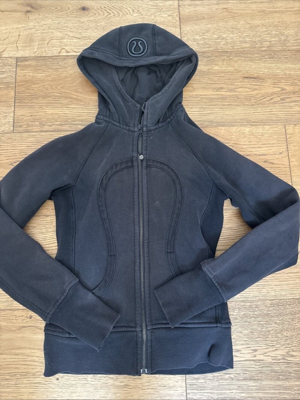 Lululemon Scuba Full Zip Hoodie Black Limited Edition Size 2